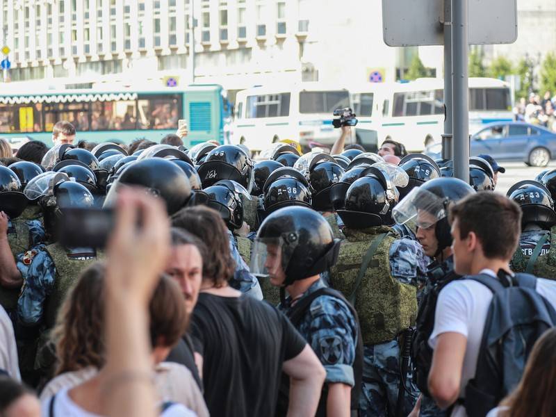 Меры безопасности усилены в центре Москвы - news.ru - Москва