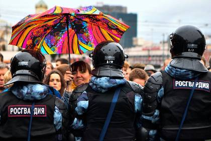 Виктор Золотов - Росгвардейцев на митингах оснастят видеорегистраторами - lenta.ru