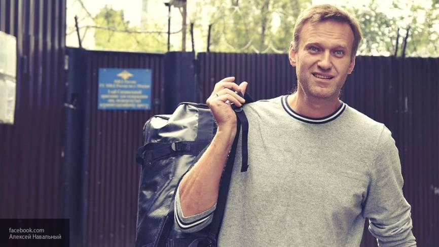 Алексей Навальный - Олег Матвейчев - «Умное голосование» нужно Навальному для личной выгоды, заявил политолог - newinform.com - Москва