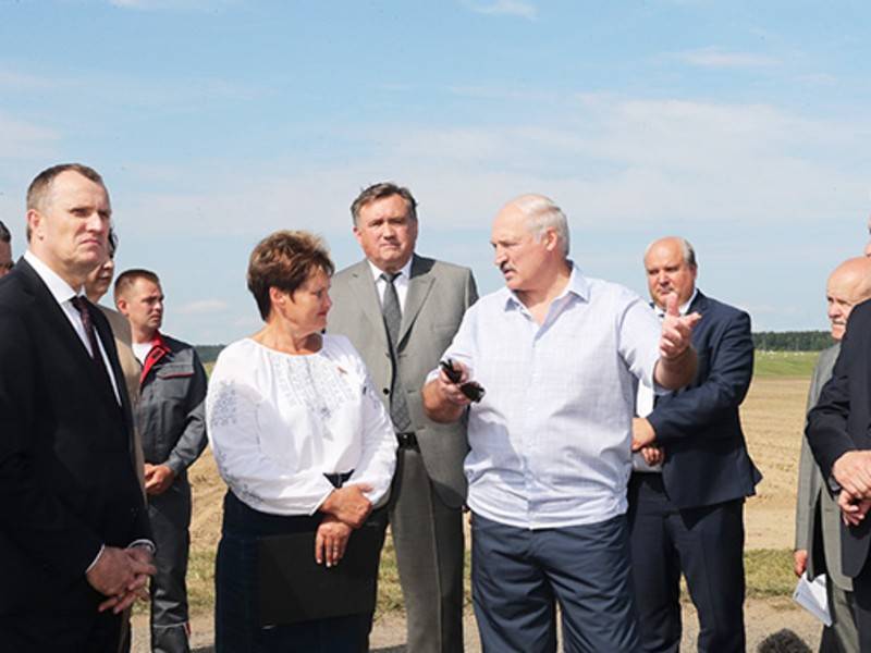 Лукашенко потребовал от чиновников «не страдать» - news.ru - Россия - Белоруссия