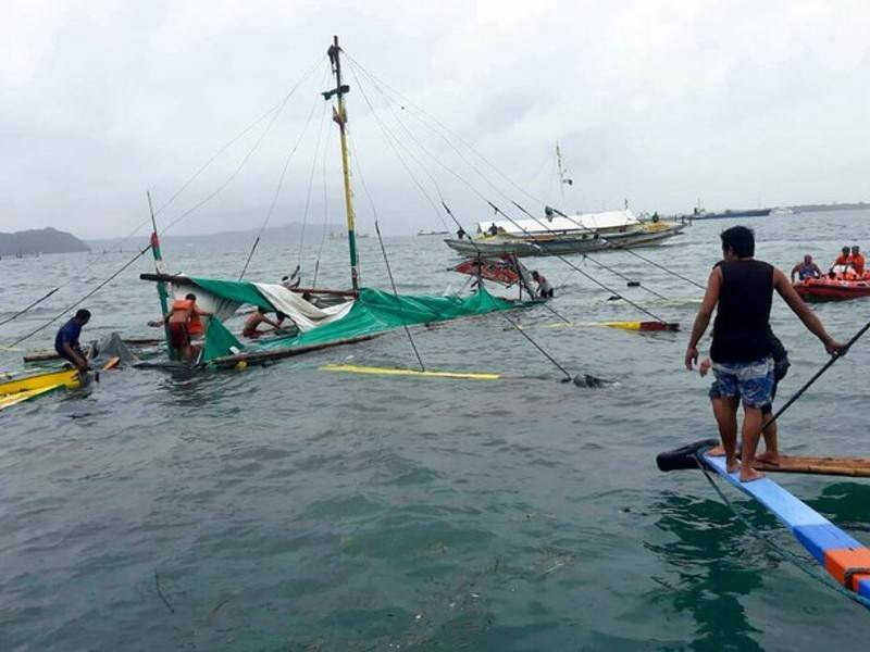 Число погибших при опрокидывании лодок на Филиппинах увеличилось до 26 - news.ru - Филиппины