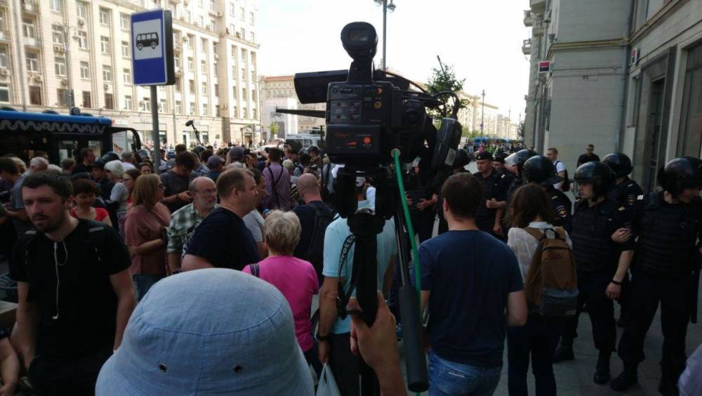 Организаторам незаконных митингов в Москве нужны «жертвы» для западных СМИ - politexpert.net - Москва