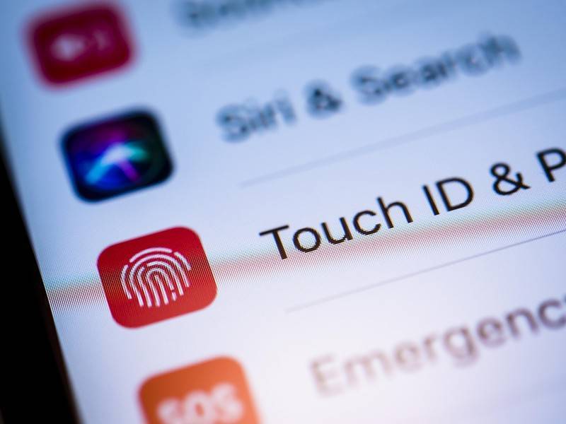 Мин-Чи Куо - iPhone с подэкранным Touch ID может выйти в 2021 году - news.ru