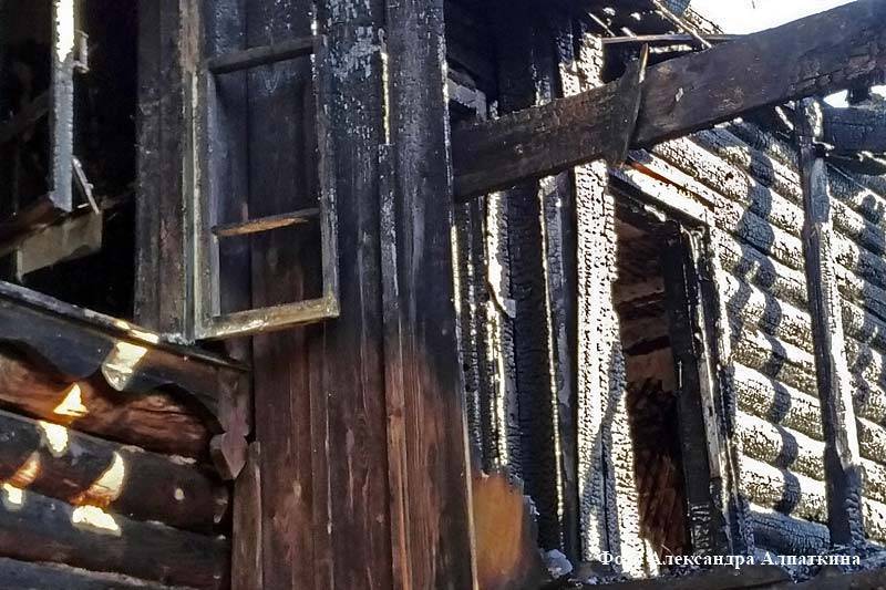 В Курганской области женщина бросила своих детей в горящем доме - kikonline.ru - Россия - район Юргамышский