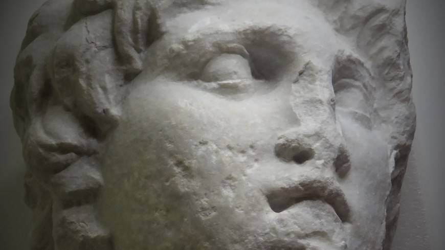 Александр Македонский - В кладовке греческого музея нашли неизвестную статую Александра Македонского - mir24.tv - Греция