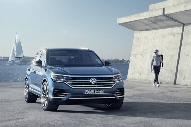 Volkswagen Touareg получил новые опции - autostat.ru