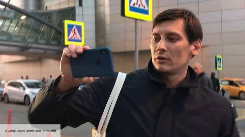 Дмитрий Гудков - ЦИК считает, что Гудков не должен участвовать в выборах из-за подделки подписей - politros.com - Москва - Россия
