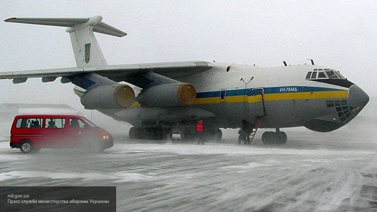 Ливия - ВВС Ливийской национальной армии уничтожили украинский самолет Ил-76 - newinform.com - Украина - Турция - Ливия