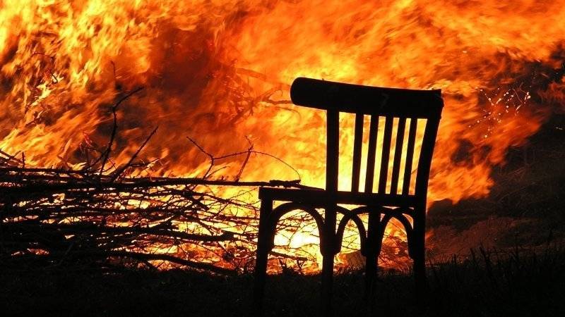 Случайный прохожий спас двоих детей из горящего дома в Башкирии - polit.info - Башкирия - район Учалинский - р. Башкирия