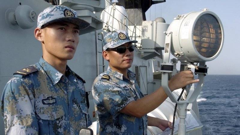 Военный эксперт сравнил угрозы США Китаю с отрубанием головы в семь ударов - polit.info - Китай - США