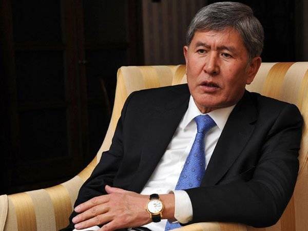 Алмазбек Атамбаев - В Киргизии завели дела о беспорядках при попытке задержать экс-президента - polit.ru - Киргизия