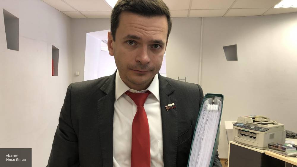 Алексей Навальный - Илья Яшин - Недокандидат Яшин снова был пойман на подделке документов в свою поддержку - newinform.com - Москва