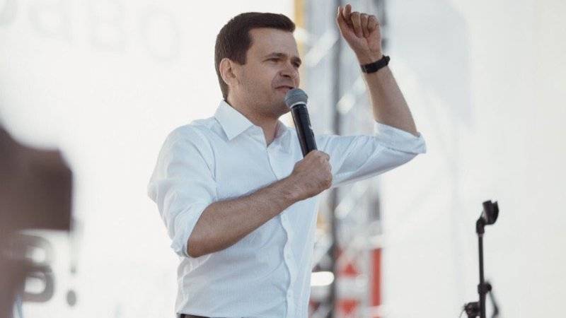 Илья Яшин - Яшин арестован на 10 суток за организацию массовых беспорядков 14 июля - polit.info - Москва