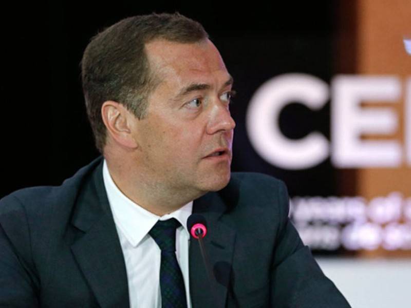 Медведев: Киргизия исчерпала свой лимит на революции - news.ru - Москва - Россия - Киргизия