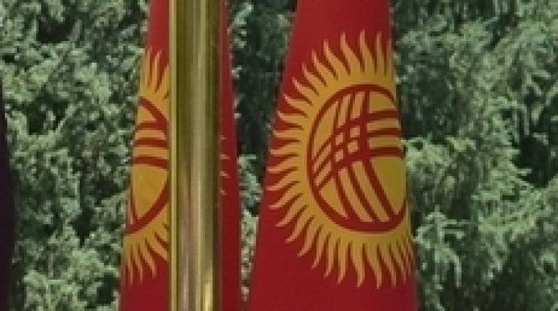 Сооронбаю Жээнбеков - Глава киргизского ГКНК намерен покинуть пост - polit.info - Киргизия