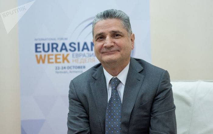 Тигран Саркисян - Тигран Саркисян сказал, что простимулирует создание крупных евразийских компаний - ru.armeniasputnik.am - Киргизия