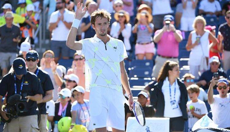 Даниил Медведев - Теннисиста Медведева оштрафовали за поведение на матче US Open - newtvnews.ru - Россия - США - Испания