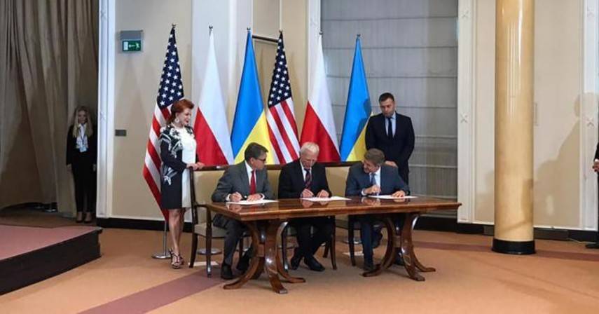 Петр Наимский - Украина, Польша и США подписали газовое соглашение - abcnews.com.ua - Россия - США - Украина - Польша