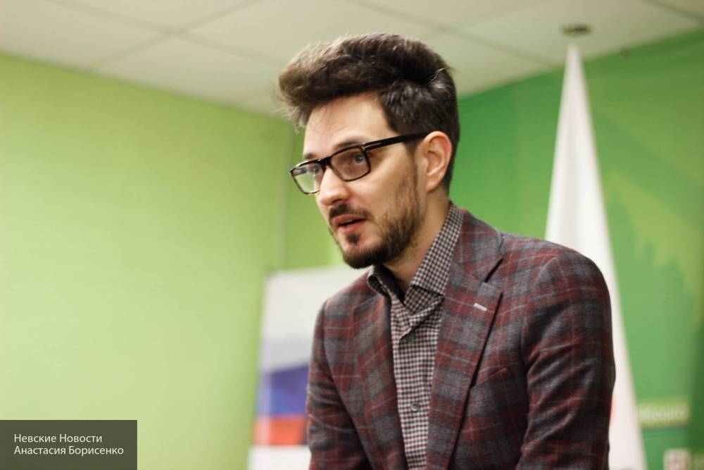 Максим Кац - Кац выдал юную «яблочницу» за раскаявшуюся карусельщицу на петербургских выборах - newinform.com - Санкт-Петербург