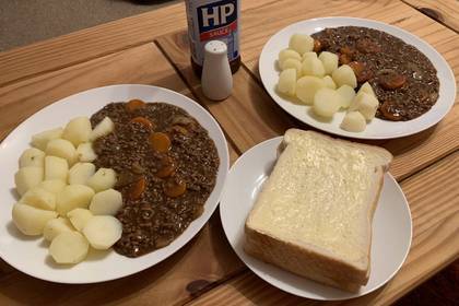 «Лучшее блюдо на планете» от британки навеяло людям ассоциации с экскрементами - lenta.ru - Англия - Глазго