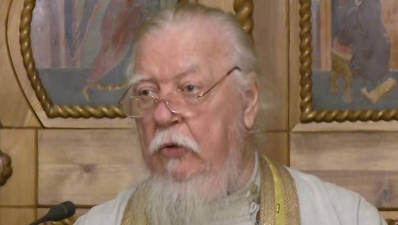 Чарльз Дарвин - Священник РПЦ осудил теорию эволюции, заявив, что она не подтвердилась - politnavigator.net - Москва