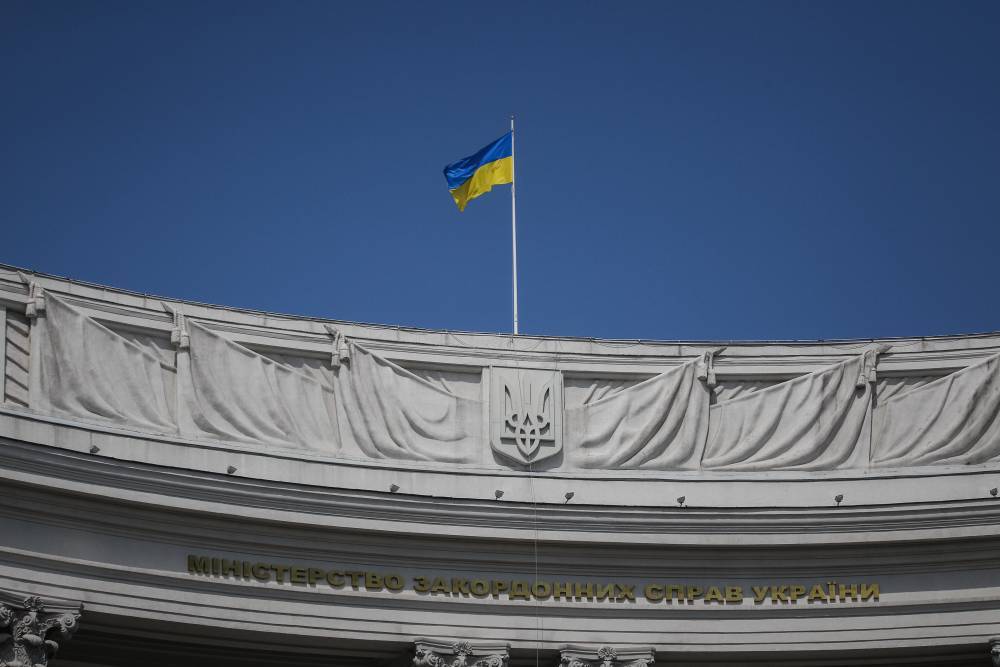 Анна Новосад - Историк прокомментировал идею Киева не называть Россию другом - ren.tv - Россия - Украина