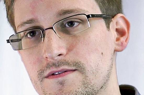 Эдвард Сноуден - Филипп Эдуар - Сноуден предостерег политиков от использования мессенджеров - pnp.ru - США - Франция