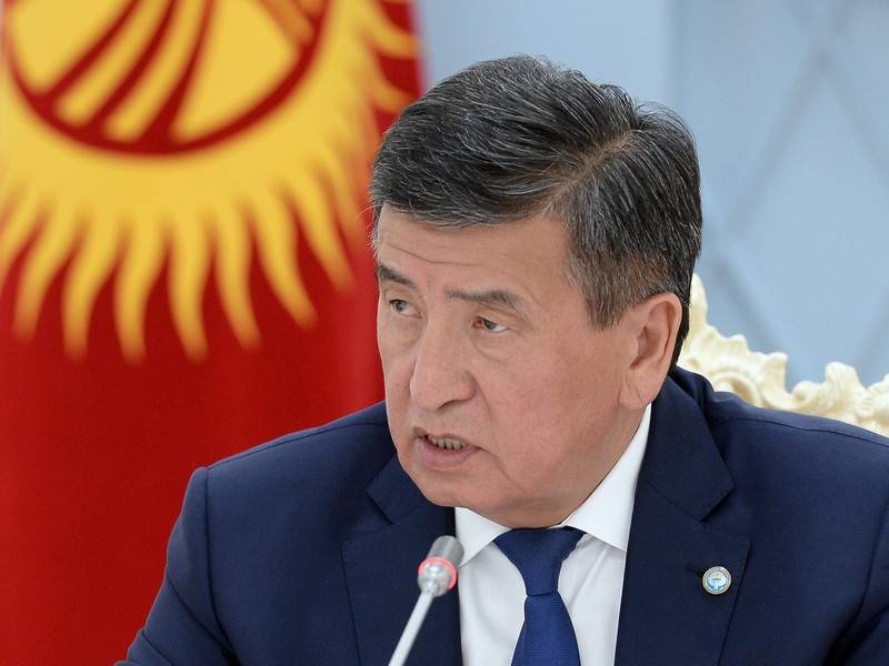 Президент Киргизии выступил против перехода на латиницу - news.ru - Казахстан