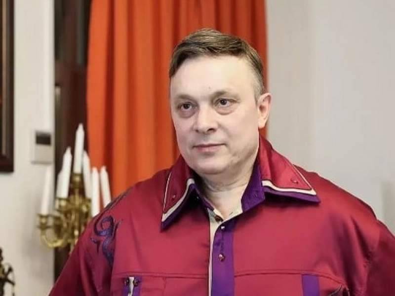 Андрей Разин - Анастасия Заворотнюк - Дмитрий Борисов - Разин пригрозил "Первому каналу" судом из-за Заворотнюк - dayonline.ru