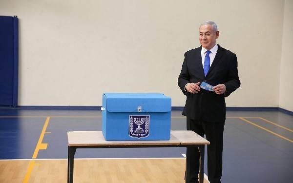 Авигдор Либерман - Экзитполы в Израиле: досрочные выборы не выявили явного фаворита - eadaily.com - Израиль