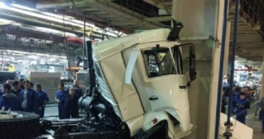 Певец Сэм Смит сменил пол на множественный и попросил звать его "они". - daylynews.ru - Англия