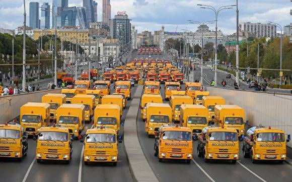 Илья Яшин - Сергей Москвы - Илья Яшин обратился в СКР из-за парада коммунальной техники в Москве - znak.com - Москва