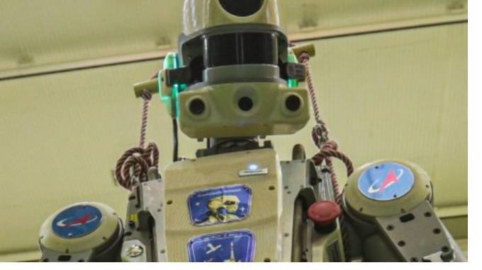 Вернувшийся из космоса робот "Федор" предложил создать аватаров для покорения Солнечной системы - piter.tv