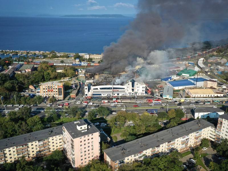 Во Владивостоке проверят все торговые центры после пожара в ТЦ «Максим» - news.ru