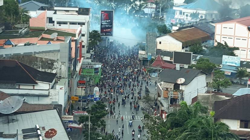 При беспорядках в Папуа погибли 32 человека - russian.rt.com - Гвинея - Indonesia