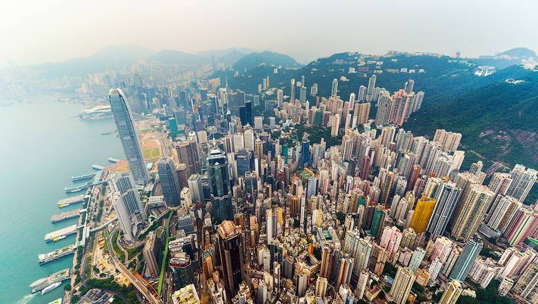 Кэрри Лам - Власти Гонконга потратили на имидж города около $1 млн - newizv.ru - Китай