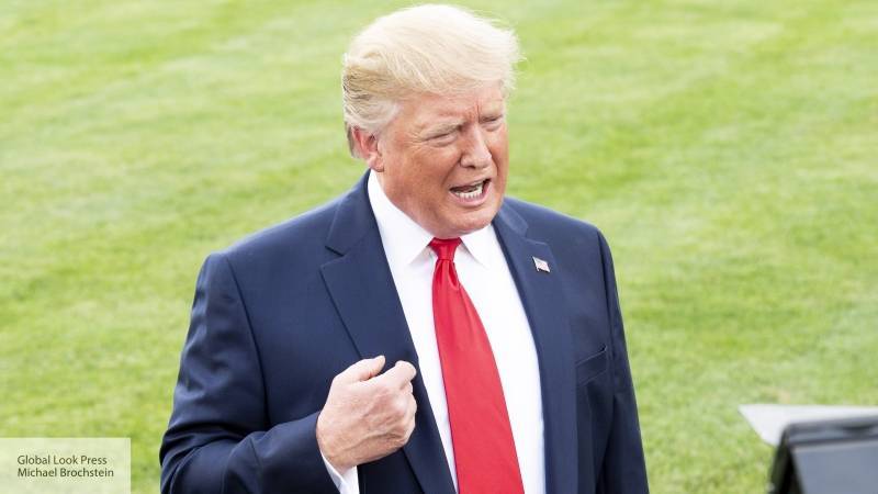 Дональд Трамп - Трамп - В Сети пожалели Трампа, на которого снова пытаются повесить беспочвенные обвинения - politros.com - США
