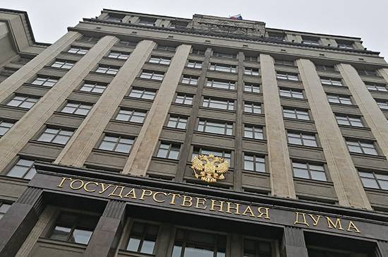 Айрат Фаррахов - Госдума приняла закон об исполнении бюджета фонда ОМС - pnp.ru
