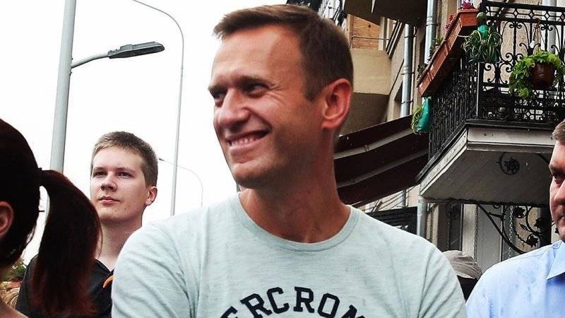 Алексей Навальный - Михаил Светов - Навальный - Навальный зовет простаков митинговать за уже освобожденных фигурантов массовых беспорядков - polit.info