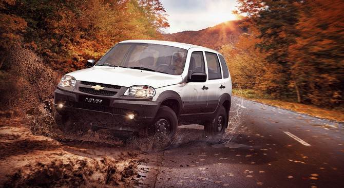 Chevrolet Niva получила новую бюджетную комплектацию - autostat.ru