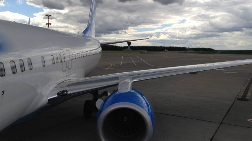 Летевший в Анталью самолет экстренно приземлился в Краснодаре - mir24.tv - Краснодар - Турция - Челябинск - Анталья