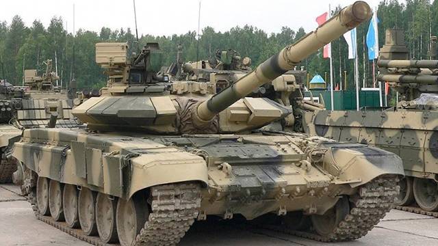 Олег Салюков - Российская армия получила новые модернизированные танки Т-90М - ren.tv - Россия