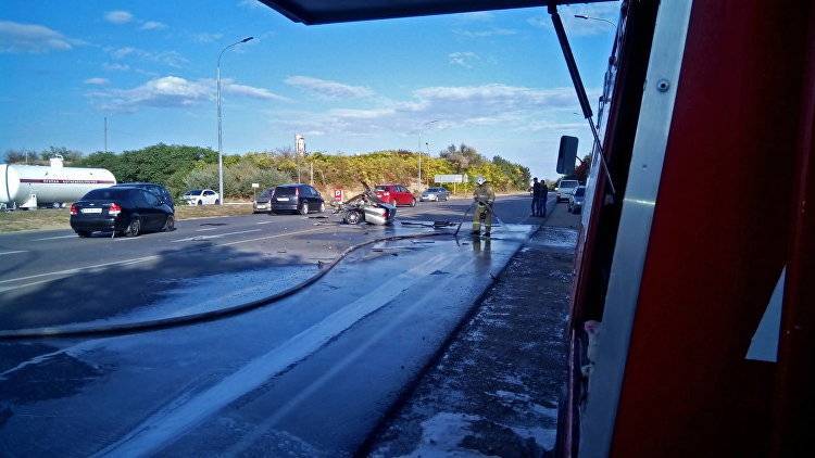 В Кировском районе Mercedes с двумя детьми в салоне разорвало надвое - crimea.ria.ru - Крым - Симферополь - р-н Кировский