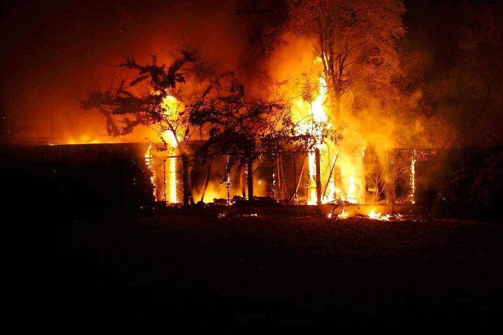 В Косово подожгли еще один сербский дом. К счастью – пустой - politnavigator.net - Косово - Клин