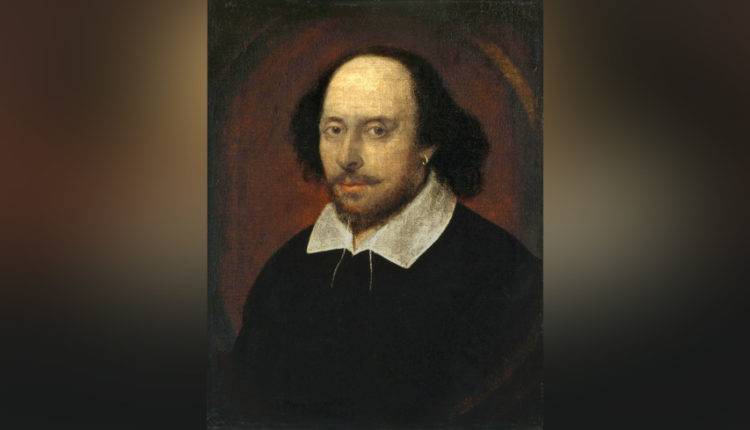 Уильям Шекспир - Британская пенсионерка нашла в земле кольцо Уильяма Шекспира - newtvnews.ru - Англия