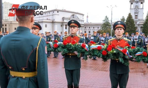 На Урале почтили память жертв терактов и вспомнили имена погибших в Беслане - fedpress.ru - Екатеринбург - Беслан