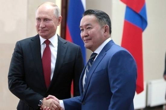 Владимир Путин - Президент Монголии принял приглашение Путина посетить торжества в честь юбилея Победы - pnp.ru - Россия - Монголия