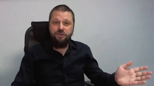 Гарик Сукачев - Илья Черт подарит "золотые боевики" гостям фестиваля "Наши в городе" - ren.tv - Москва