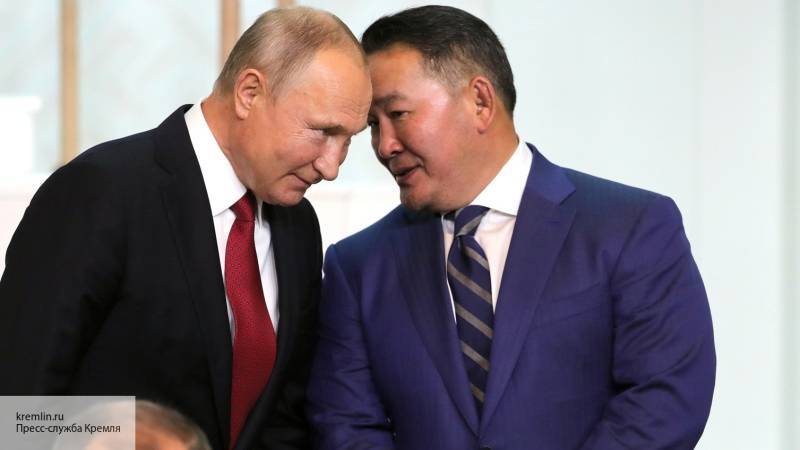 Владимир Путин - Си Цзиньпин - Путин - Путин поддержал предложение президента Монголии о строительстве «китайского потока» - politros.com - Россия - Китай - Монголия - Владивосток
