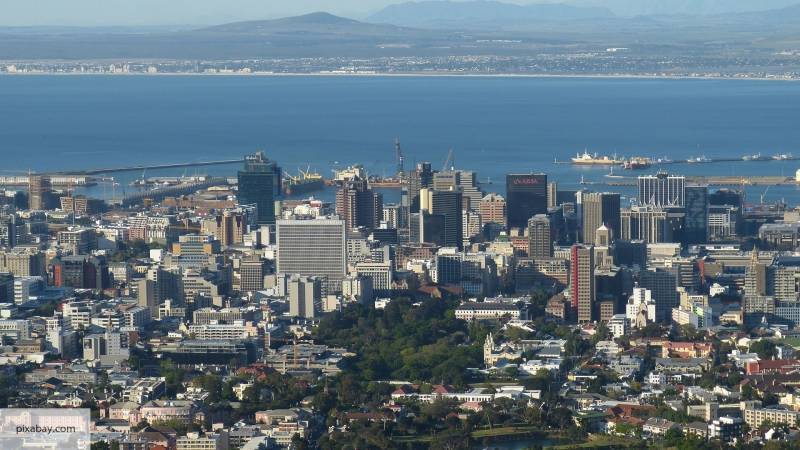 Сирил Рамафоса - Президент ЮАР заявил о необходимости покончить с нападениями на иностранцев - politros.com - Юар